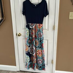 Women’s maxi dress T-shirt, top great condition